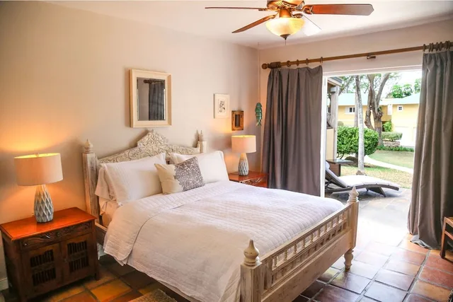 غرفة سوبيريور بسرير كوين بإطلالة على الحديقة بشرفة، Villa Montana Beach Resort 1/3
