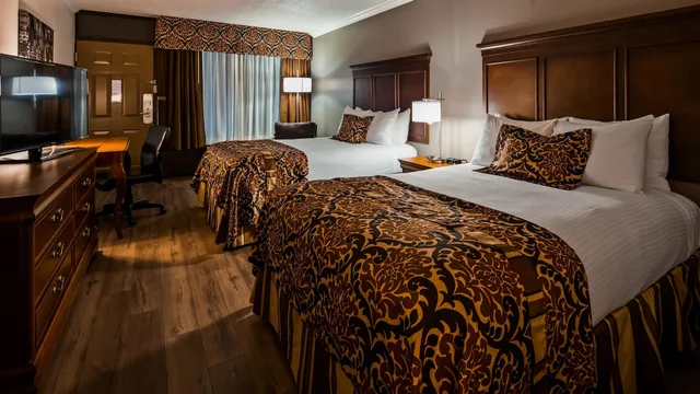 غرفة قياسية بسريرين كوين، BEST WESTERN PLUS WESTBANK 4/10