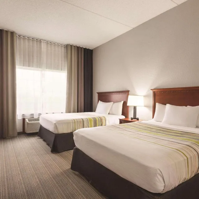 غرفة بسريرين كوين لذوي الإعاقة، Country Inn Suites By Radisson Willmar Mn 2/5