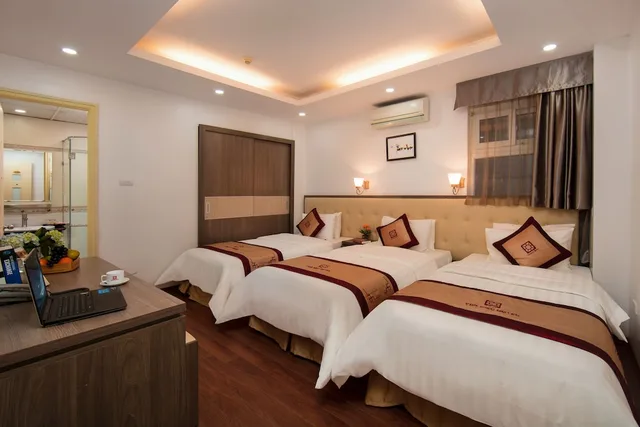 غرفة قياسية بسريرين منفصلين، Hotels Van Mieu 2/2