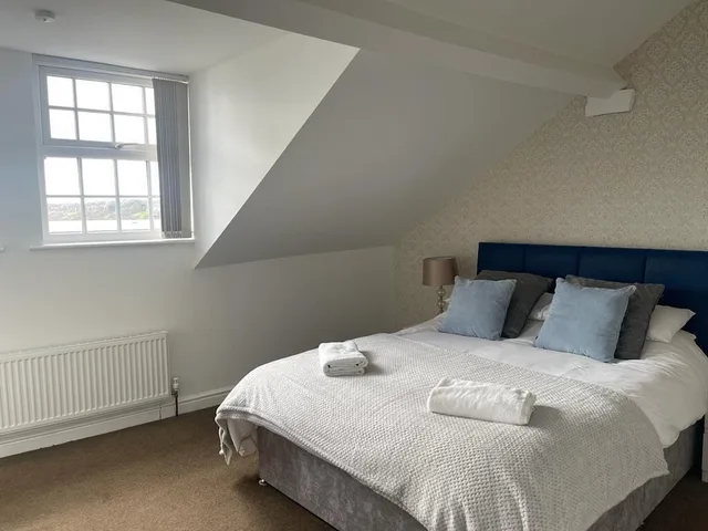 Luxury, Apartment, 2 Double Beds, King Bed, Murphy Bed, Sea View، Harcourt Place 2/5