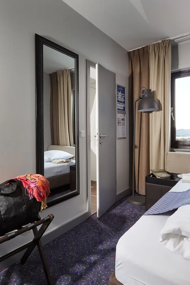 Single, Single Bed, CABINN Vejle 2/3