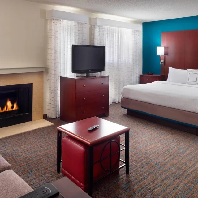 استوديو بسرير كينج مع أريكة بحوض استحمام لذوي الإعاقة، Residence Inn By Marriott Atlanta Airport North Virginia Ave 1/3