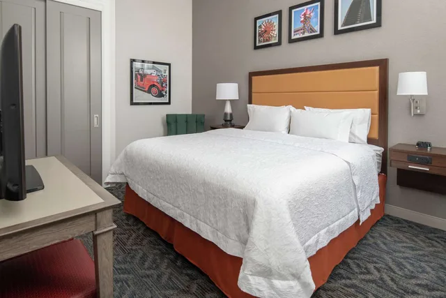 جناح استوديو بسرير كينج، Hampton Inn Petaluma Ca 1/2