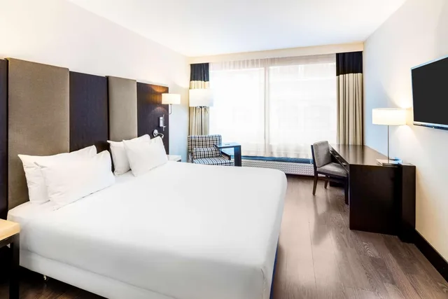 غرفة قياسية بسرير مزدوج أو سريرين منفصلين، Hotel NH Brussels Stephanie 4/10