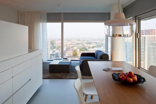 استوديو ركني، Urban Residences 9/10