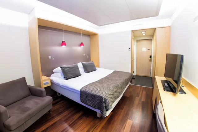 غرفة قياسية بسرير كينج، Original Sokos Hotel Alexandra 1/6