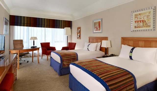 غرفة بريميوم بسرير فردي، Holiday Inn Cairo City Stars 3/6