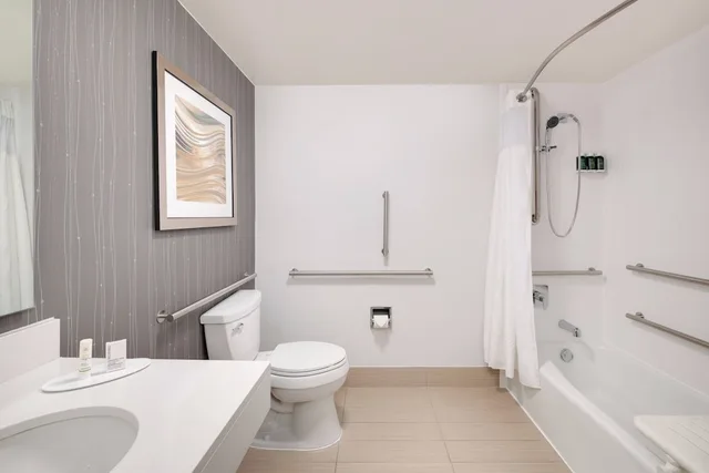 غرفة بسريرين مزدوجين، Courtyard By Marriott Birmingham Homewood 4/4