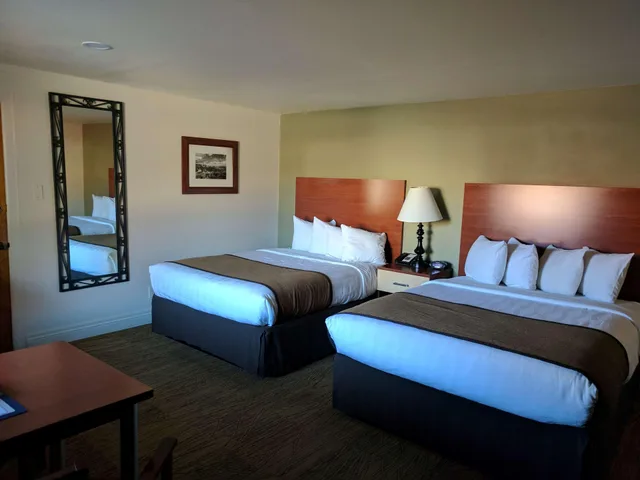 جناح بسريرين كوين، Best Western Red Hills 3/9