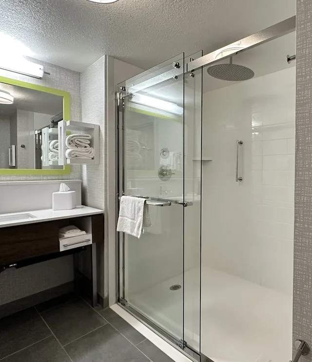 جناح بسرير كينج، Hampton Inn and Suites Lathrop 9/10