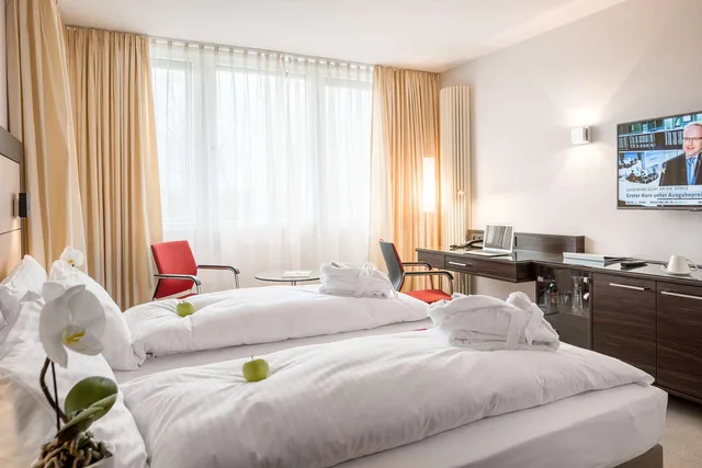 غرفة ديلوكس بسرير كينج، Delta Hotels Leverkusen 2/3