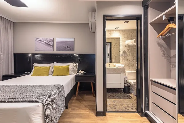 غرفة بزنس ثلاثية بسرير كوين مع أريكة، I Am Design Hotel Residence 7/10