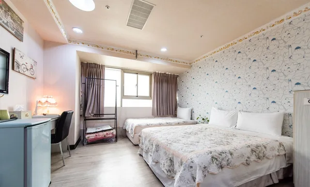 غرفة بسرير مزدوج بإطلالة على المدينة بحوض استحمام، Gwawa Hotel 6/10