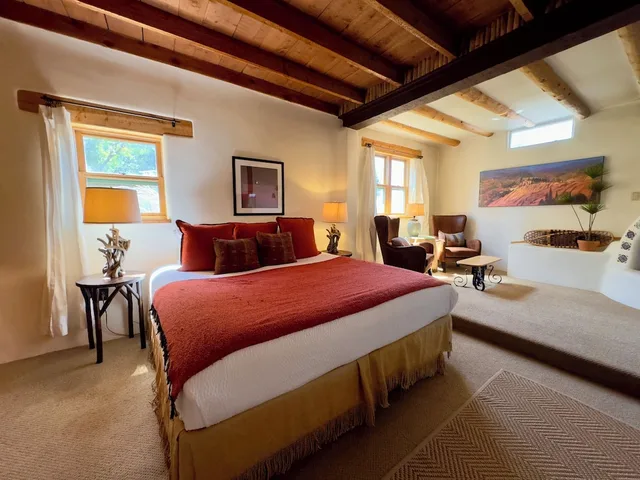 جناح ديلوكس بسرير كينج، Old Taos Guesthouse Bed and Breakfast 2/6