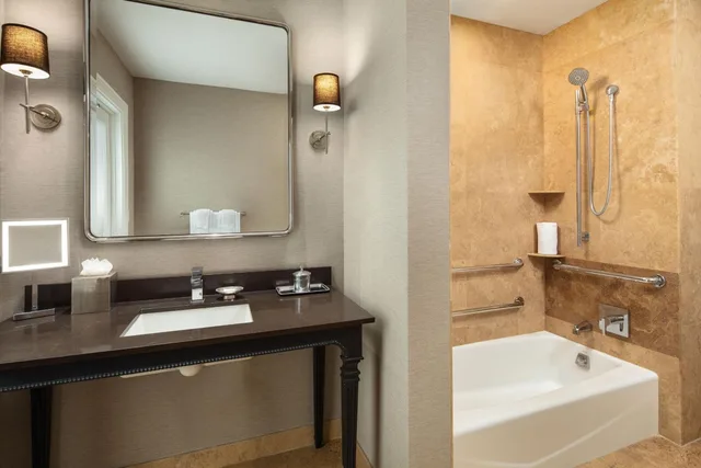 غرفة سوبيريور بسرير كينج، The Us Grant A Luxury Collection Hotel San Diego 4/11