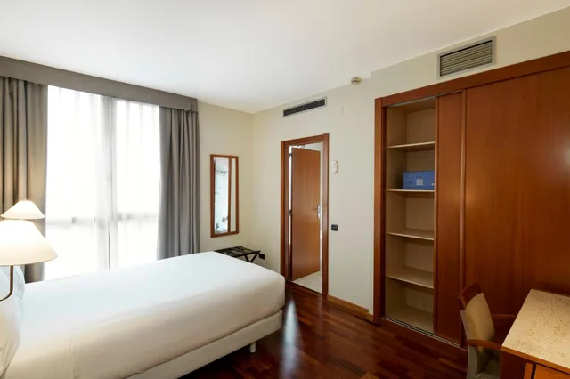 غرفة بسرير مزدوج، Sercotel Cornella Barcelona (ex. Nh Cornella) 7/10