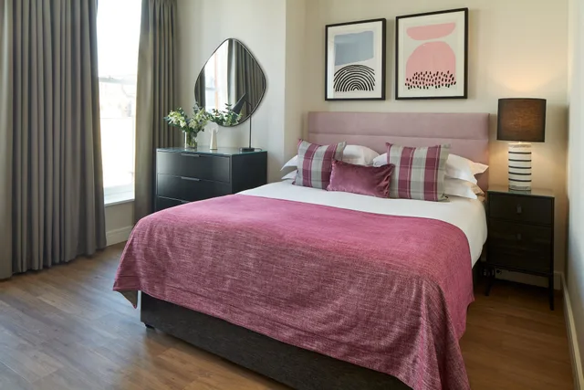 Open Plan, Superior, Apartment, Double Bed, Sofa، Cheval Harrington Court 1/8