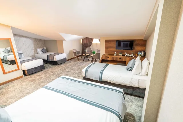 جناح عائلي، Airport Express Hotel 2/8