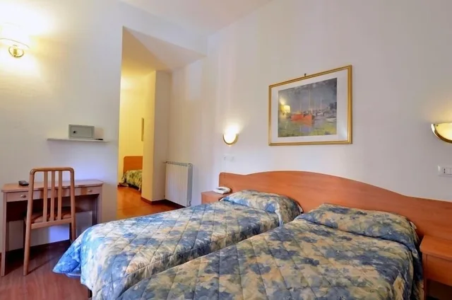 Room, Quadruple, Tirreno Hotel 1/5