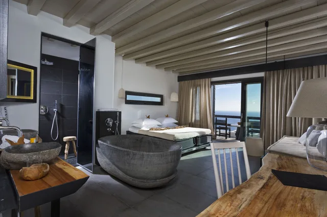 Superior, Double Bed, Sea View, Myconian Utopia Relais & Chateaux 5/5
