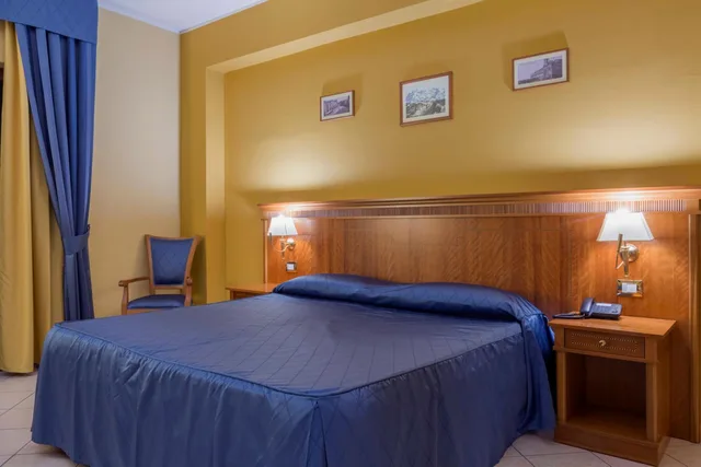 غرفة قياسية بسرير مزدوج، Hotel San Michele 1/7