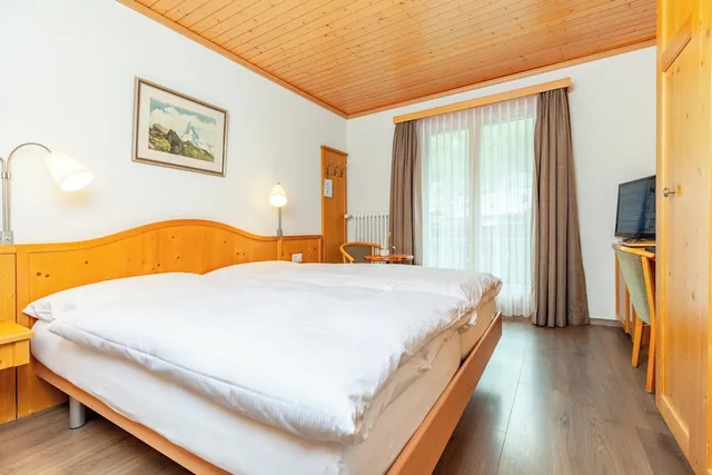Room, Twin Beds, Balcony or Terrace، Alpenblick 2/6