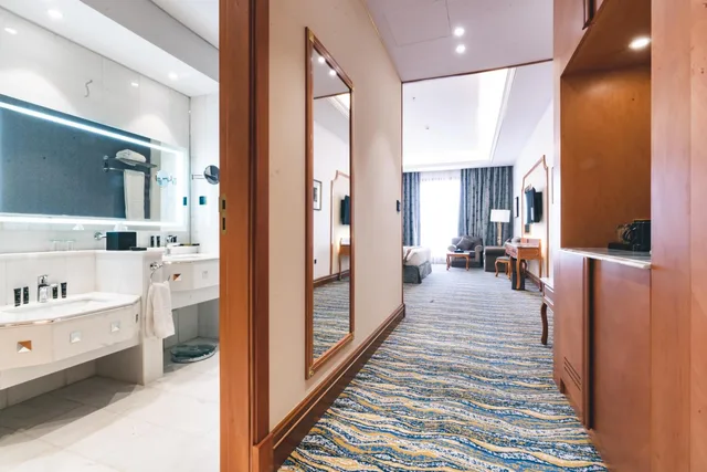 جناح بريميير بسريرين منفصلين، فندق إريديوم(Iridium Taif Hotel) 6/6