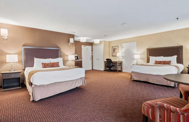 غرفة بثلاثة أسرّة، Best Western Plus Cairn Croft Hotel 5/8