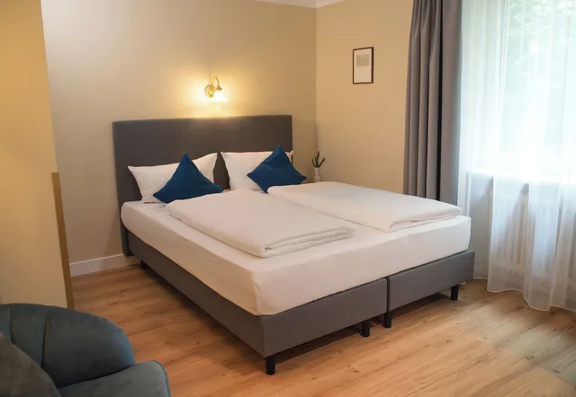 غرفة قياسية بسرير كوين، Acanthushotel Munich 5/10