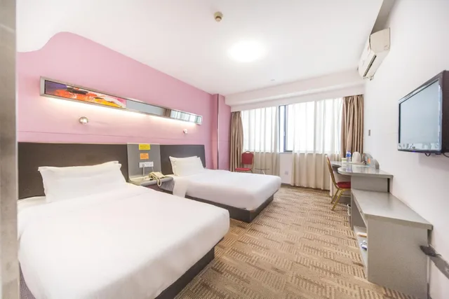 Twin Beds, Motel 268 (Xiamen Railway Station) 2/2