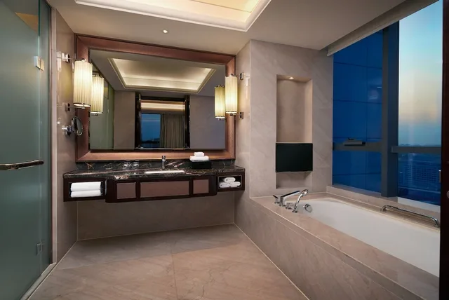 جناح استوديو تنفيذي بسرير كينج بغرفة نوم واحدة، Sheraton Grand Zhengzhou Hotel 6/6