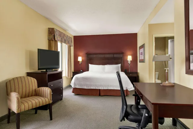 Suite, King Bed, Hampton Inn and Suites Lawton 1/1