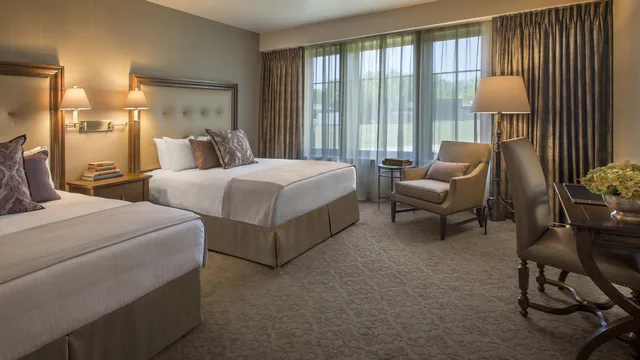 Avenue, 2 Queen Beds، The Sewanee Inn 1/2