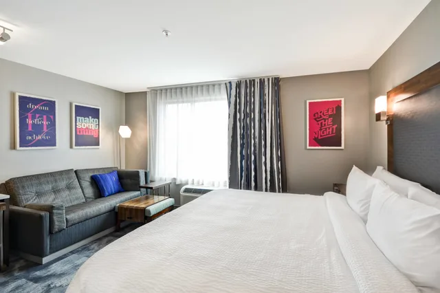 استوديو بسرير كينج مع أريكة، TOWNEPLACE SUITES CRANBURY SOUTH BRUNSWICK 3/8