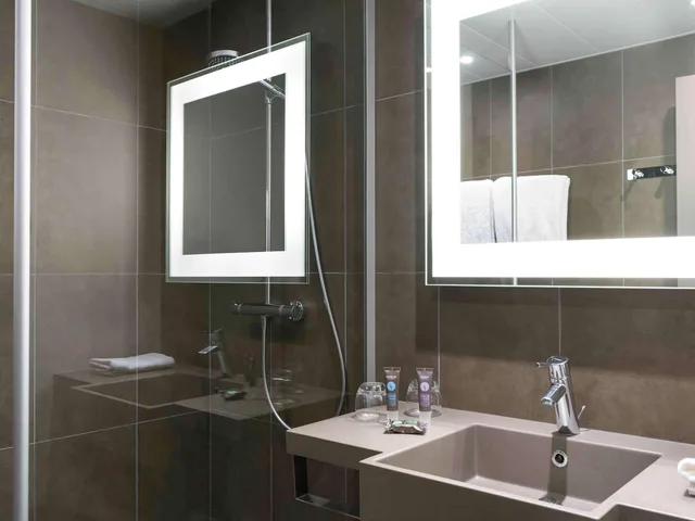 غرفة سوبيريور بسرير مزدوج، NOVOTEL CHATEAU DE VERSAILLES 3/3