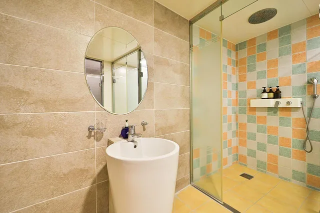 غرفة بسرير كينج، IB Hotel 4/5