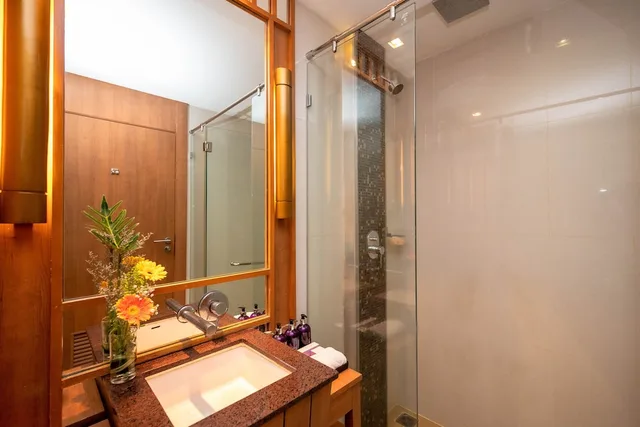 Deluxe, Suite, King Bed, Pool View, Sofa, Centara Nova Hotel Pattaya 10/10