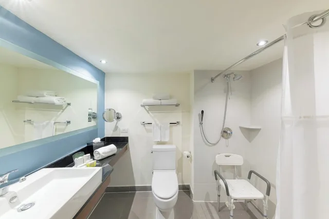 غرفة قياسية بسريرين كوين لذوي الإعاقة، Holiday Inn GUADALAJARA EXPO 5/5