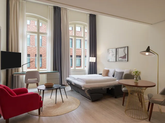 لوفت سوبيريور، H10 Berlin Ku'Damm, Berlin 3/7