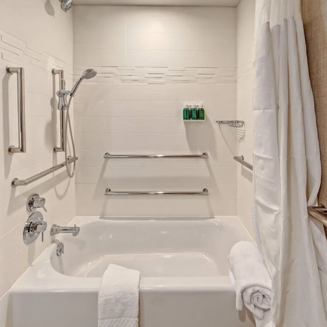 جناح بسرير كينج بغرفة نوم واحدة مع أريكة لذوي الإعاقة، Residence Inn By Marriott Nashville At Opryland 4/6