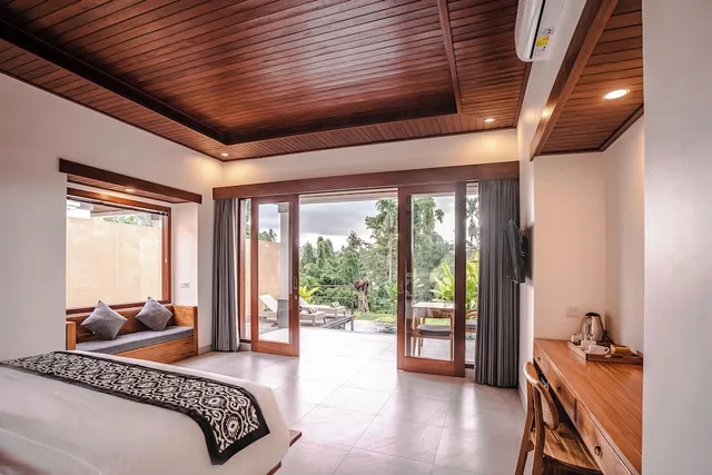 فيلا سوبيريور بسرير كينج بشرفة، Taru Sebatu Villa 7/10