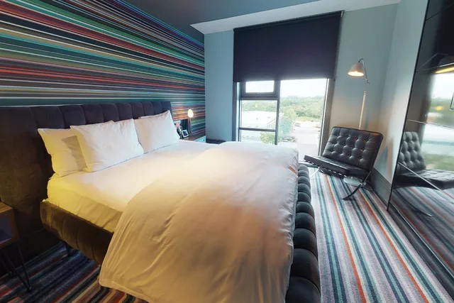 غرفة كلوب بسرير مزدوج، Village Hotel Farnborough 3/9