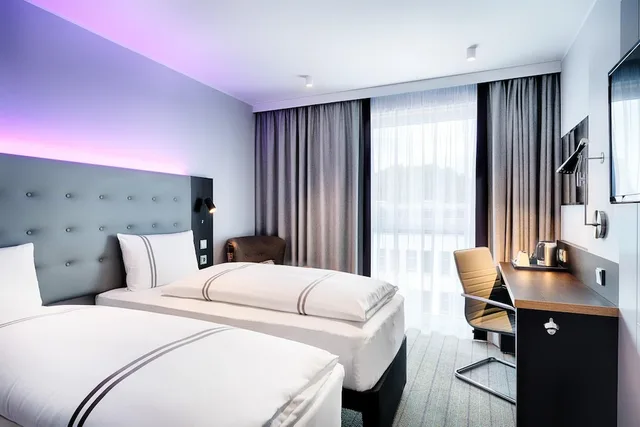 Standard, Double Bed, Premier Inn Lubeck City Centre 3/10