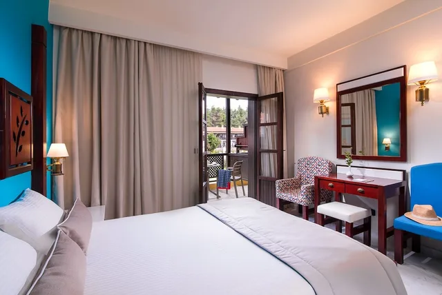 غرفة قياسية بسريرين منفصلين، Simantro Resort 1/5