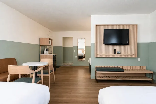 غرفة عائلية بسريرين كوين، Stargazer Inn And Suites 10/10
