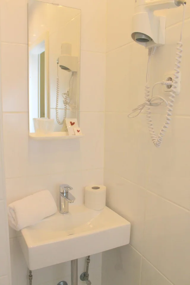 Budget, Single, HOTEL S16 1/1