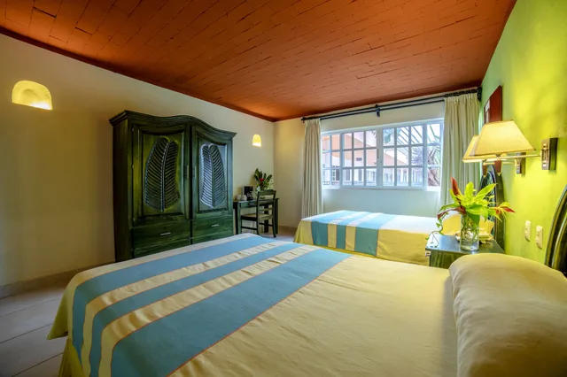 Standard, 2 Double Beds, Garden View, Pool Side، Chichen Itza Hotel 1/4
