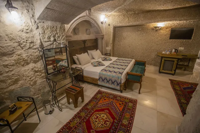 غرفة أساسية ثلاثية بسريرين منفصلين مع أريكة، Divan Cave House 1/1