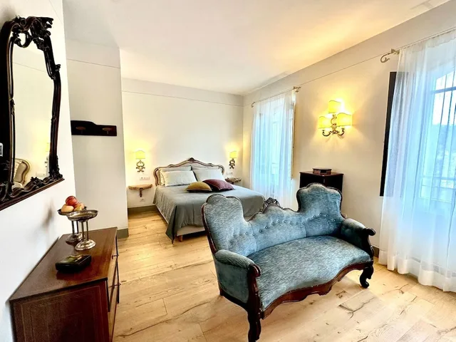 فيلا بانورامية بسريرين كوين، ALBERGO LE TERME 4/7